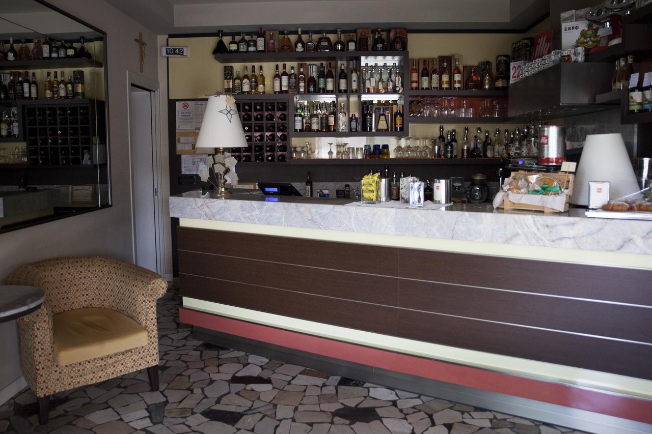 Hotel Trieste Pontelongo Luaran gambar